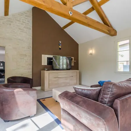 Au Phil De Lo Holiday home Dolancourt